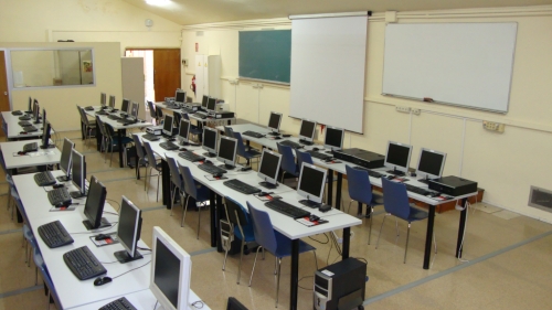 Aula 2 - Edificio Fisac